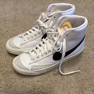 Nike Blazer Mid 77 Vintage